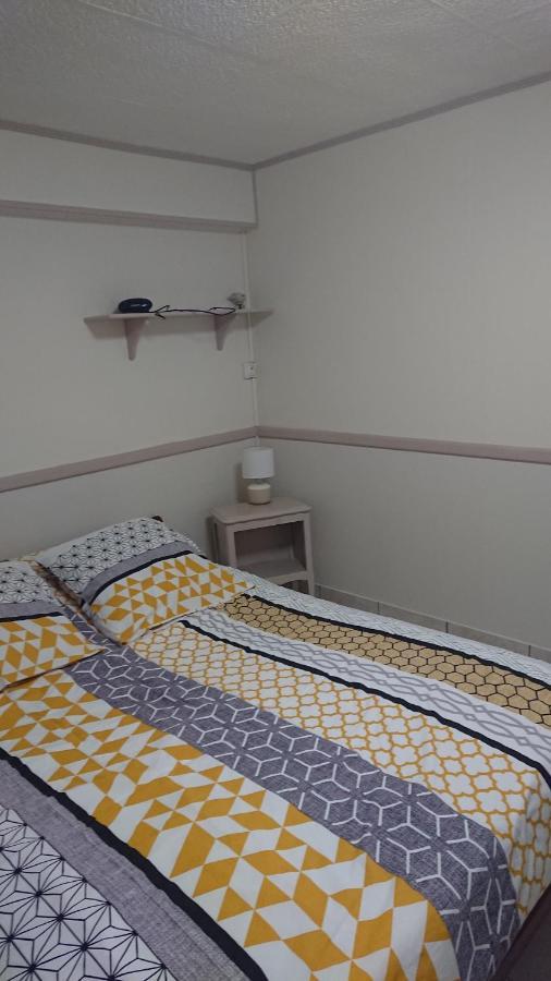 Oldani Apartamento Antran Habitación foto